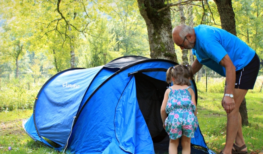 Camping-tente-les-Ioules-ariege-pyrenees